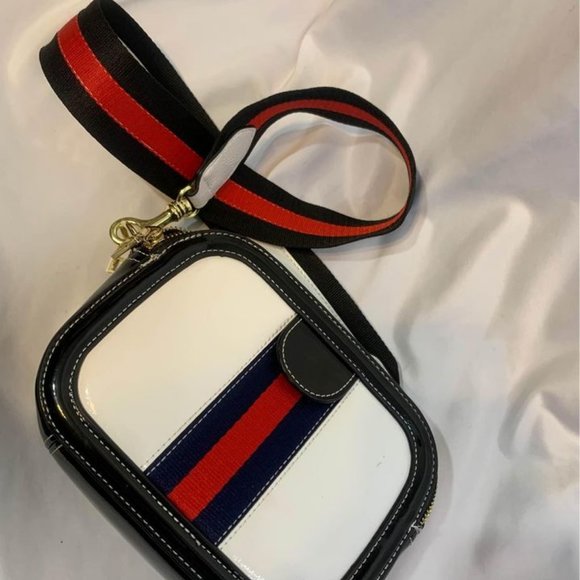 Womans bumble bee preppy patent leather box crossbody bag. Thick strap. - Picture 5 of 9